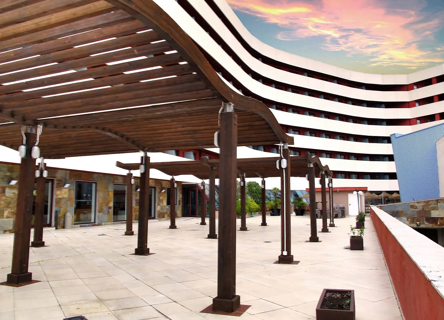 Отель Ohtels Campo De Gibraltar Ла-Линеа-де-ла-Консепсьон