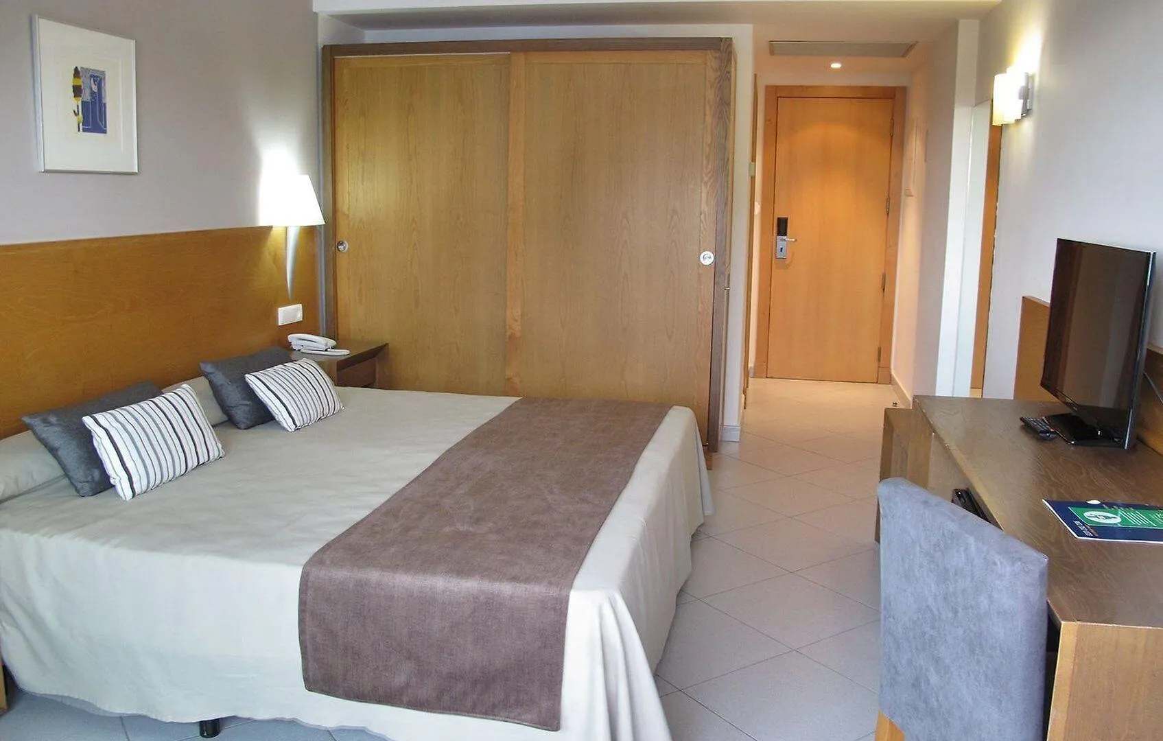 Отель Ohtels Campo De Gibraltar Ла-Линеа-де-ла-Консепсьон