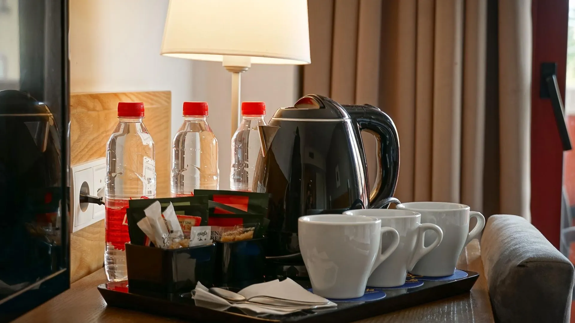 Ohtels Campo De Gibraltar 호텔 La Línea de la Concepción