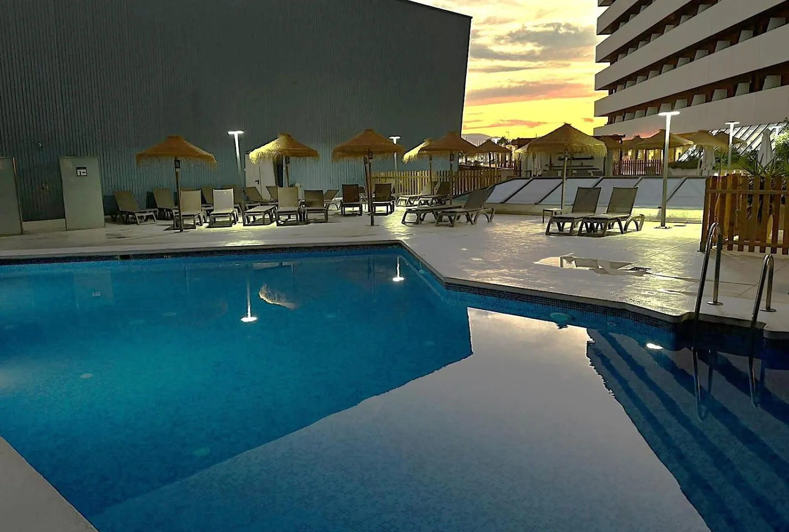 Hotel Ohtels Campo De Gibraltar à La Línea de la Concepción 4*,