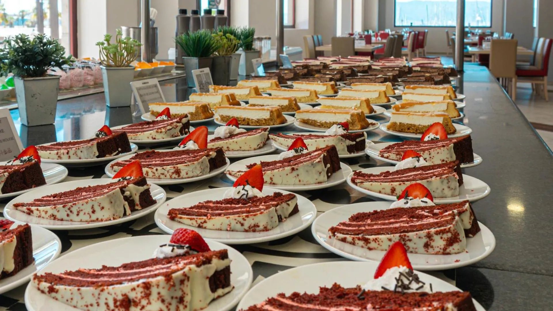 Отель Ohtels Campo De Gibraltar Ла-Линеа-де-ла-Консепсьон