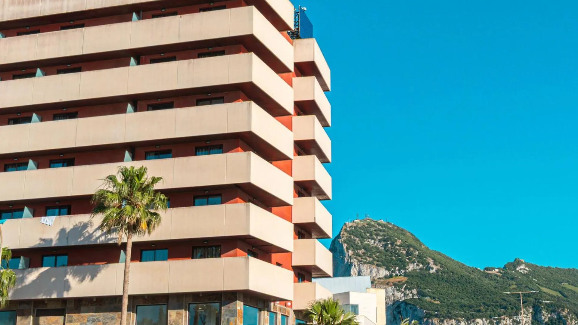Отель Ohtels Campo De Gibraltar Ла-Линеа-де-ла-Консепсьон